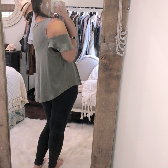Altr’D State size medium olive green boho top - Picture 4 of 7